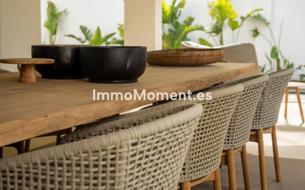 Wiederverkauf - Freistehende Villa - Marbella - Guadalmina Baja