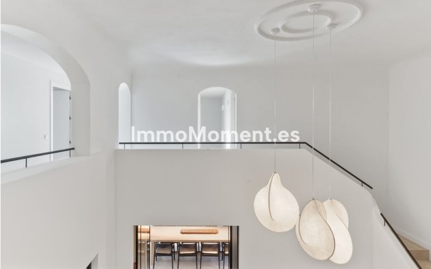 Wiederverkauf - Freistehende Villa - Marbella - Guadalmina Baja