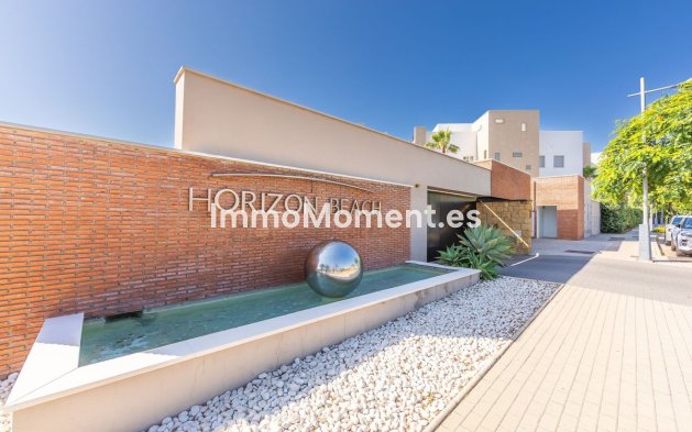 Wiederverkauf - Wohnung - Estepona  - Estepona Centro