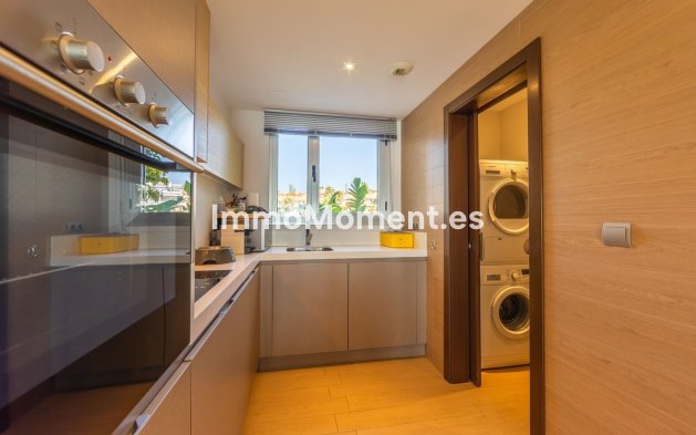 Wiederverkauf - Wohnung - Estepona  - Estepona Centro