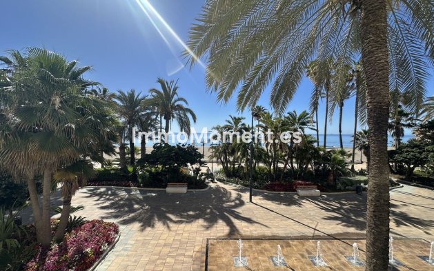 Resale - Apartment - Estepona - Estepona Centro