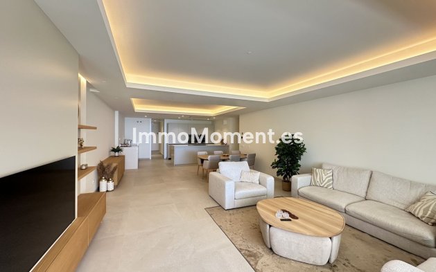 Resale - Apartment - Estepona - Estepona Centro