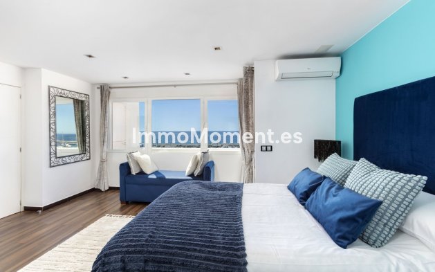 Resale - Apartment - Marbella - Puerto Banús