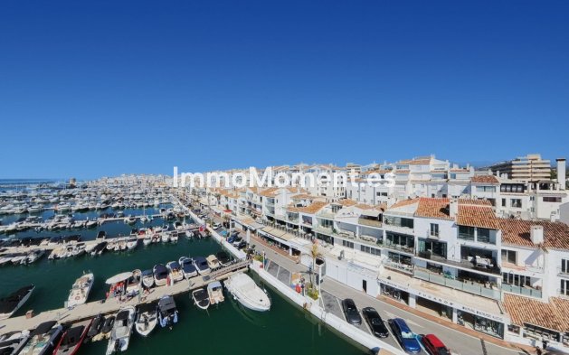 Resale - Apartment - Marbella - Puerto Banús