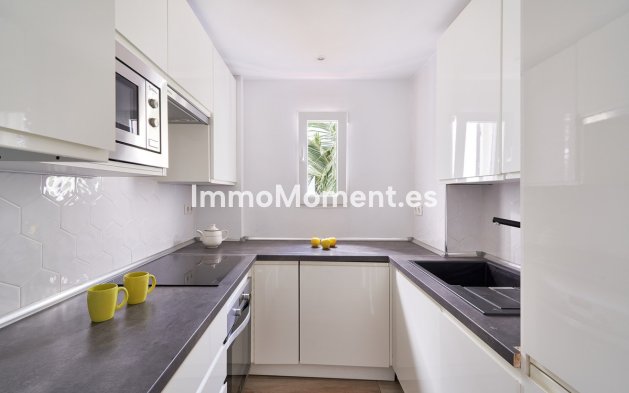 Wiederverkauf - Wohnung - Marbella - Elviria