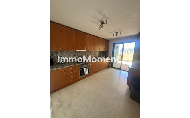 Bestaande woning - Appartement - Benahavís - Benahavís Centro
