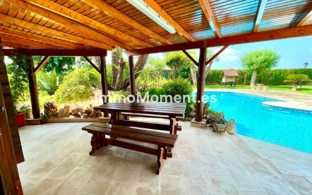 Resale - Detached villa - San Fulgencio - La Marina