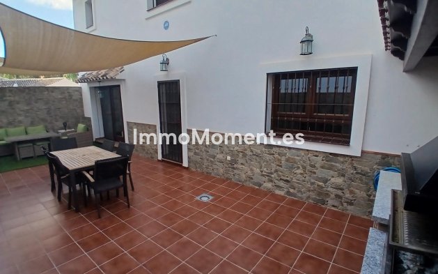 Reventa - Villa independiente - Fuengirola - Los Pacos
