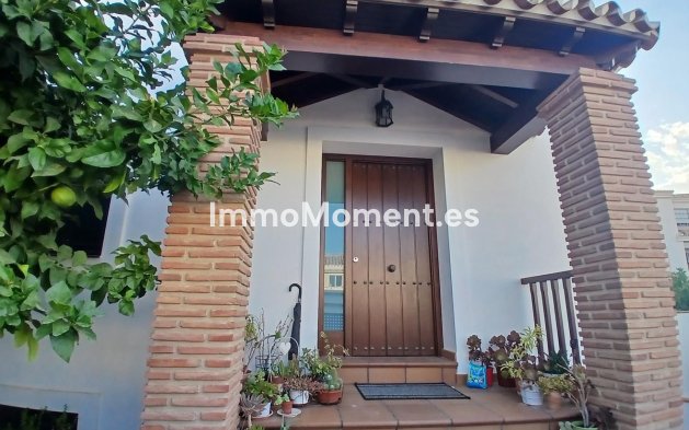 Reventa - Villa independiente - Fuengirola - Los Pacos