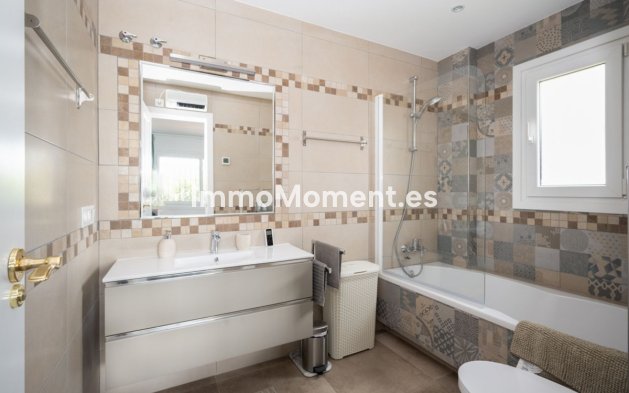 Bestaande woning - Vrijstaande villa - Marbella - Elviria