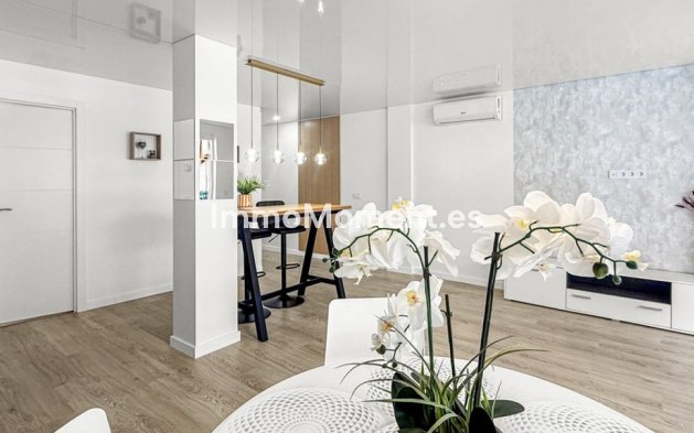 Wiederverkauf - Wohnung - Torrevieja - Torrevieja Centro