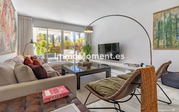 Revente - Appartement - Estepona  - Estepona Centro