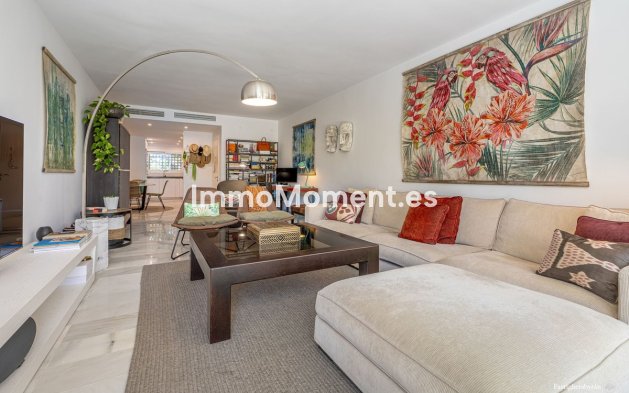 Revente - Appartement - Estepona  - Estepona Centro