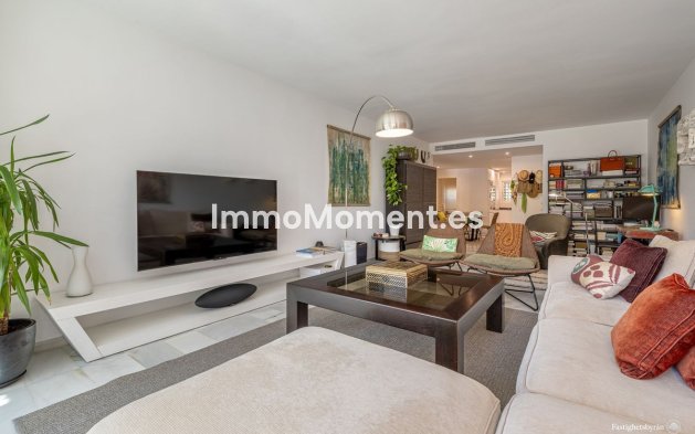 Revente - Appartement - Estepona  - Estepona Centro
