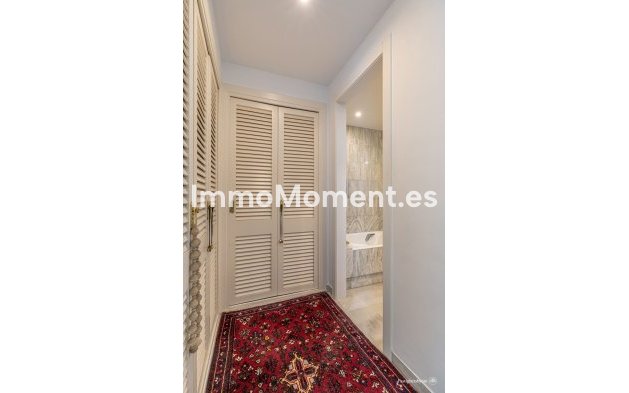 Revente - Appartement - Estepona  - Estepona Centro