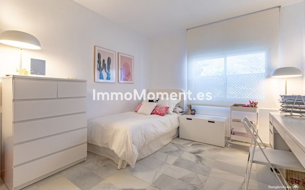 Revente - Appartement - Estepona  - Estepona Centro