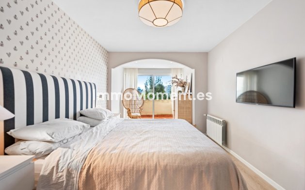 Revente - Appartement - Marbella - Guadalmina Alta
