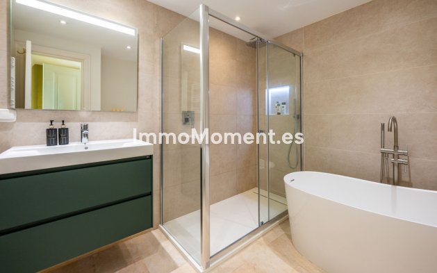 Wiederverkauf - Reihenhaus - Marbella - Nueva Andalucía