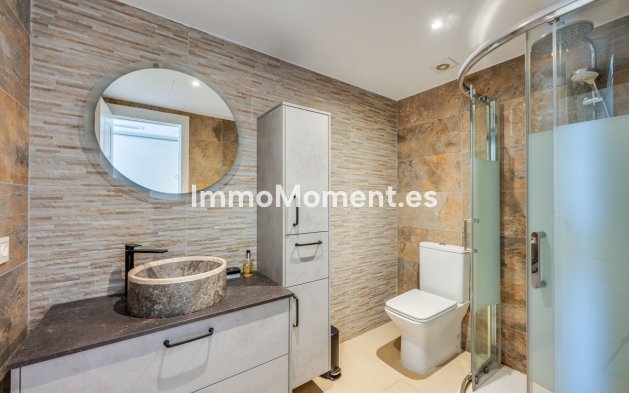 Resale - Apartment - Marbella - Guadalmina Alta