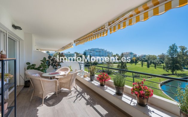 Resale - Apartment - Marbella - Guadalmina Alta