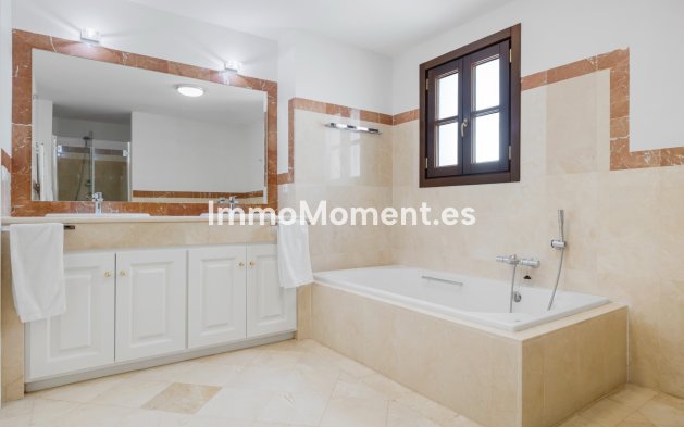 Resale - Townhouse - Benahavís - La Heredia