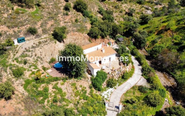 Reventa - Casa de campo - Interior  - Almogía