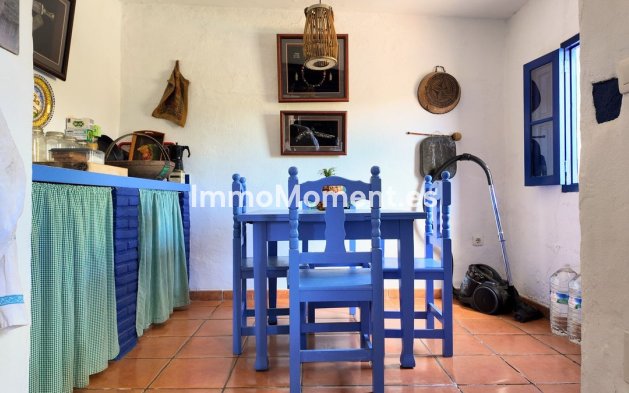Revente - Maison de campagne - Intérieur                       - Alora