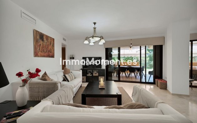 Bestaande woning - Appartement - Estepona  - Costalita