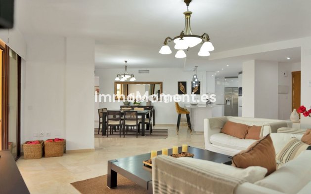 Bestaande woning - Appartement - Estepona  - Costalita