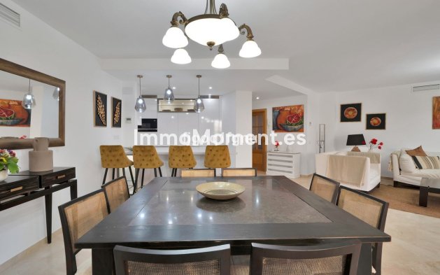 Bestaande woning - Appartement - Estepona  - Costalita