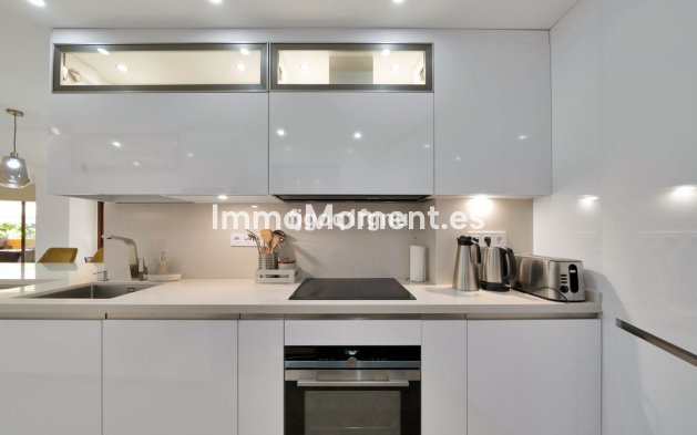 Bestaande woning - Appartement - Estepona  - Costalita