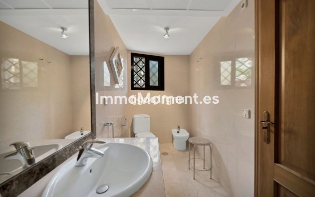 Bestaande woning - Appartement - Estepona  - Costalita