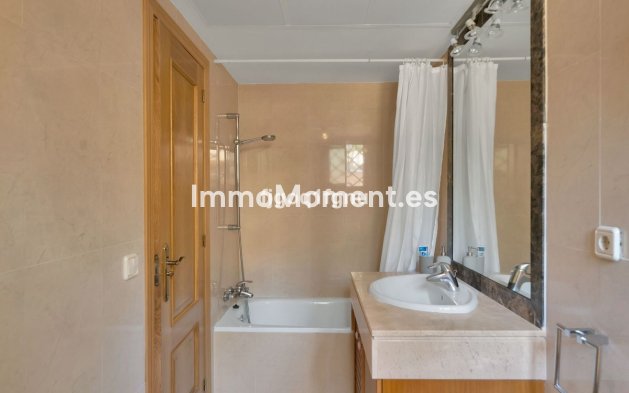 Bestaande woning - Appartement - Estepona  - Costalita