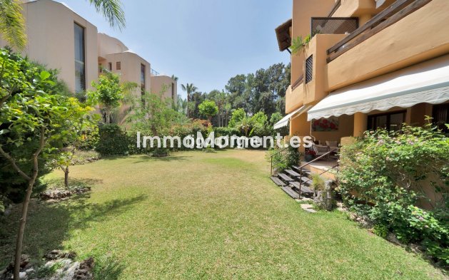 Bestaande woning - Appartement - Estepona  - Costalita