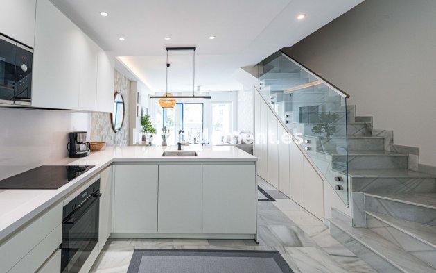Resale - Apartment - Marbella - Marbella Centro