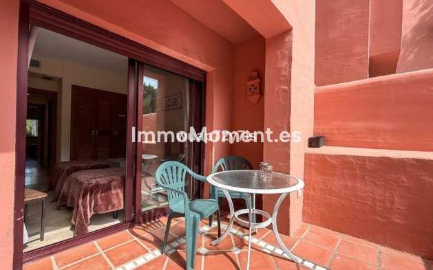 Resale - Apartment - Marbella - El Rosario