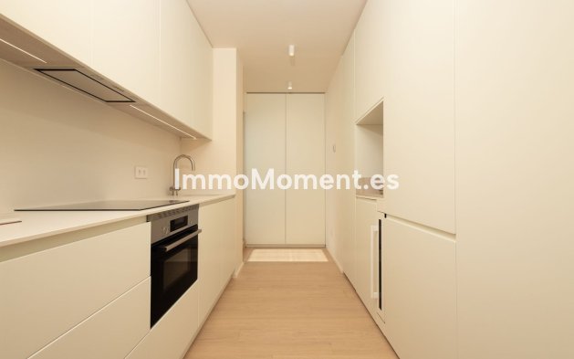 Wiederverkauf - Wohnung - Marbella - Nueva Andalucía