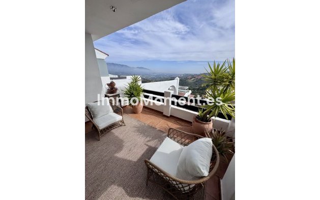 Resale - Apartment - Marbella - La Mairena