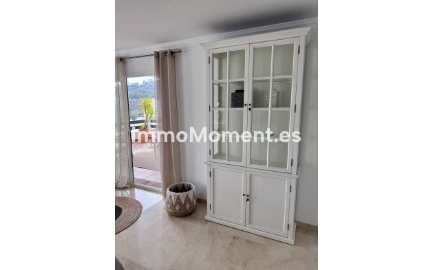 Resale - Apartment - Marbella - La Mairena
