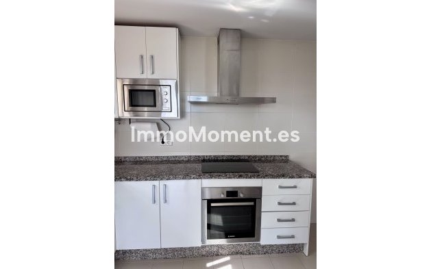 Resale - Apartment - Marbella - La Mairena