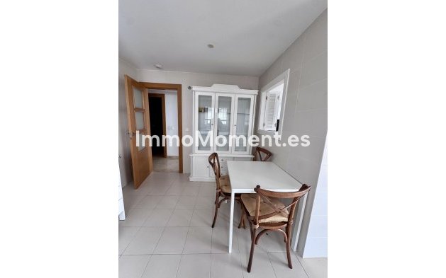 Resale - Apartment - Marbella - La Mairena