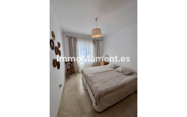 Resale - Apartment - Marbella - La Mairena