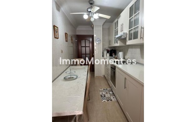 Revente - Appartement - Estepona  - Estepona Centro