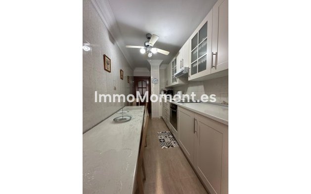 Revente - Appartement - Estepona  - Estepona Centro