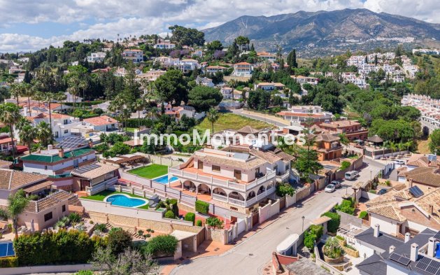 Resale - Detached villa - Mijas - Sierrezuela