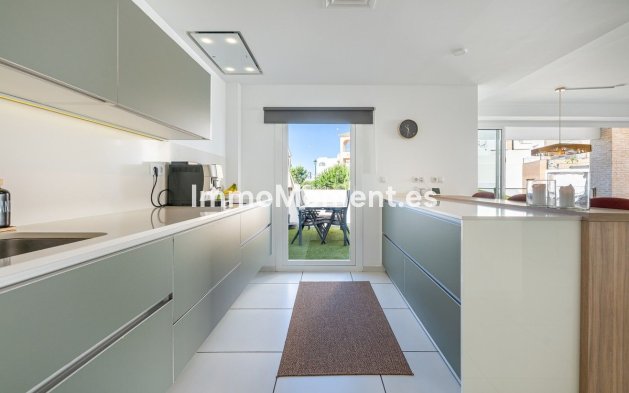 Resale - Detached villa - Benalmadena - Torremuelle