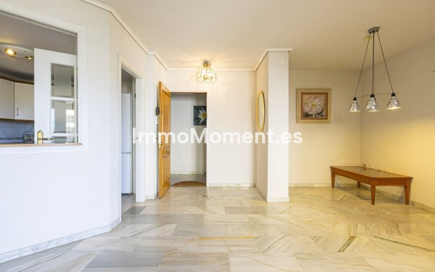 Resale - Apartment - Marbella - Costabella
