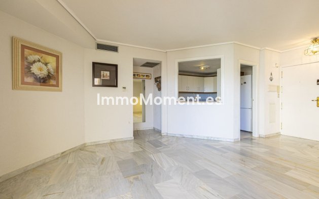 Resale - Apartment - Marbella - Costabella