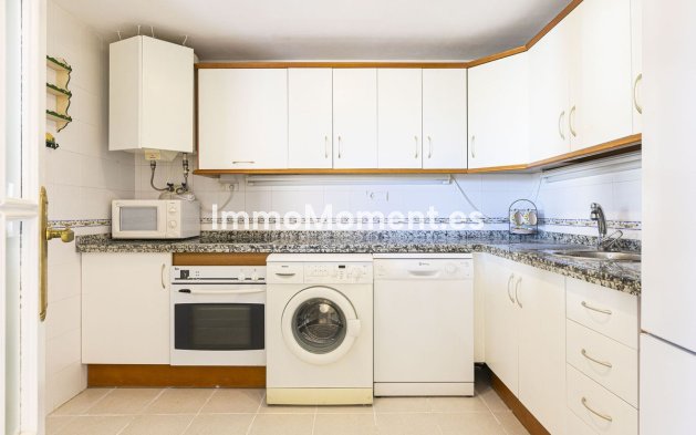 Resale - Apartment - Marbella - Costabella