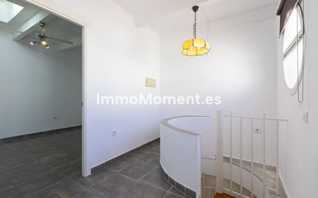 Resale - Apartment - Marbella - Costabella